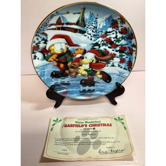 Danbury Mint Winter Wonderland Jim Davis Garfields Christmas Decorative Plate - Picture 1 of 9